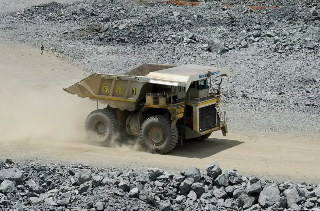 coltan-3 Côte d’Ivoire : Une nouvelle ère s’ouvre pour les métaux stratégiques avec la découverte d’un gisement de coltan à Issia